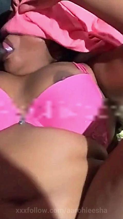 Indian Teen Gangbang Fuck Protagonizado por aarohieesha