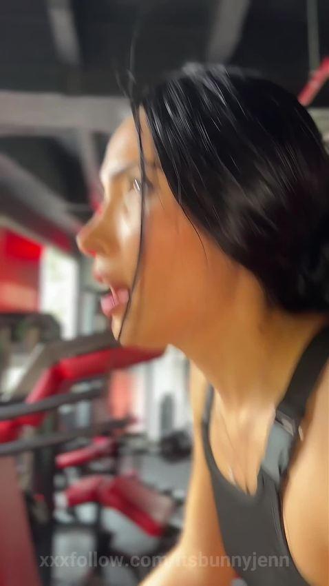 hacemos cardio juntos ? Protagonizado por itsbunnyjenn
