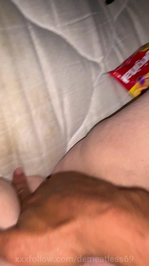 Anybody else like jellybeans 😘😘🥵🥵💕😈💋 Protagonizado por demeatless69