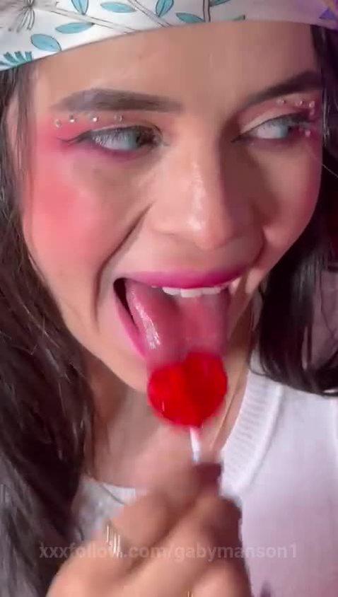 If im your give, you dick is my candy? Protagonizado por gabymanson1