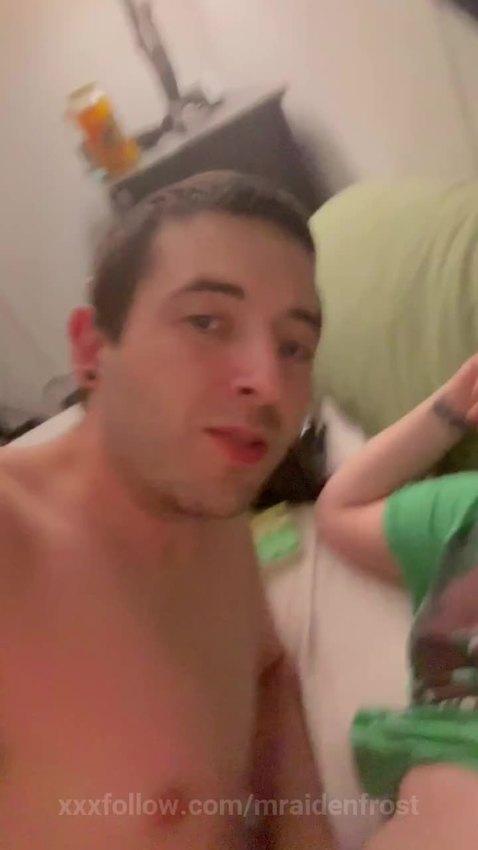 subscribe to my onlyfans page baby 🙏💋 Protagonizado por mraidenfrost