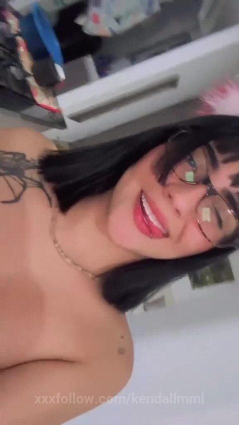 Video Protagonizado por kendallmml