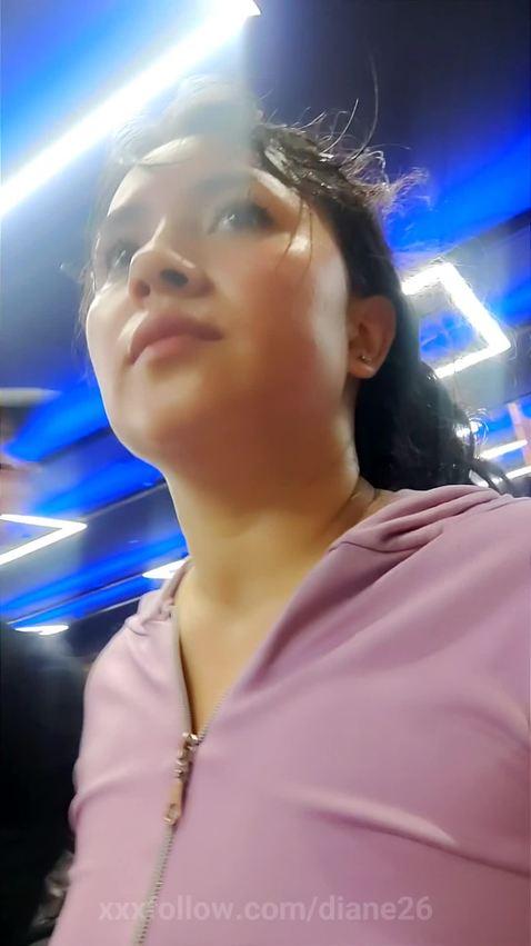 if i continue sweating like this i will have .. Protagonizado por diane26