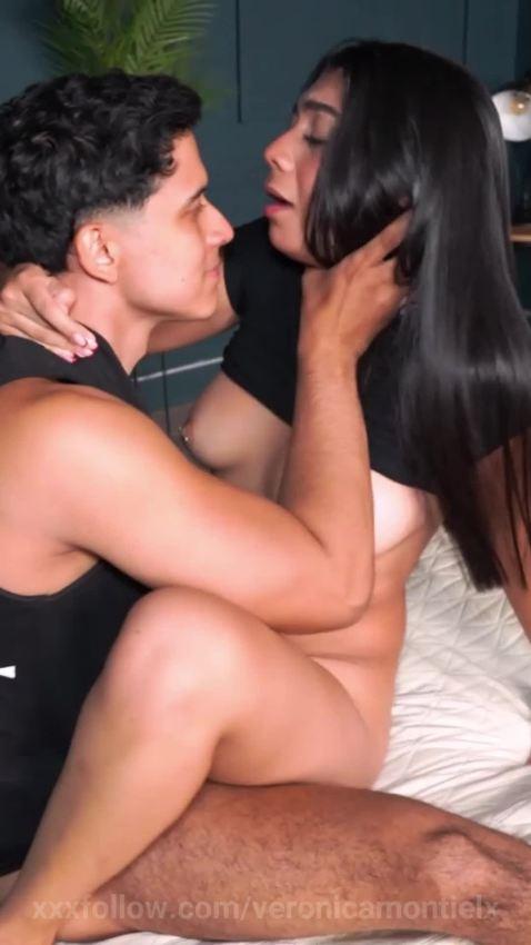 Una follada con mi hermanastro 😈😈 Protagonizado por veronicamontielx
