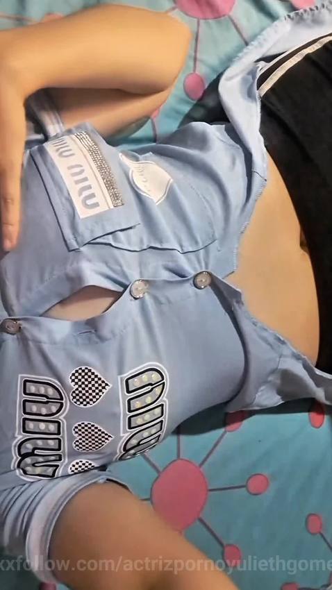 Famosas con tetas grandes Protagonizado por actrizpornoyuliethgomez