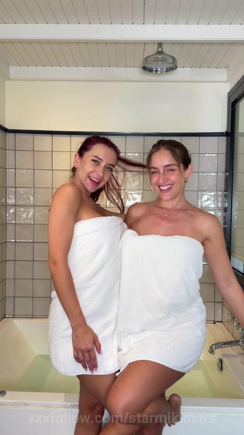 Towel drop fun Protagonizado por starmikimars