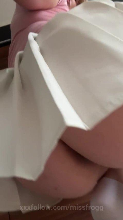 Im dripping wet and begging for your tongue r.. Protagonizado por missfrogg