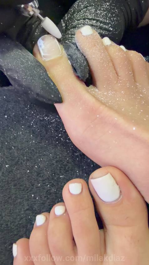 pay for my pedicure pig$/»»* Protagonizado por milakdiaz