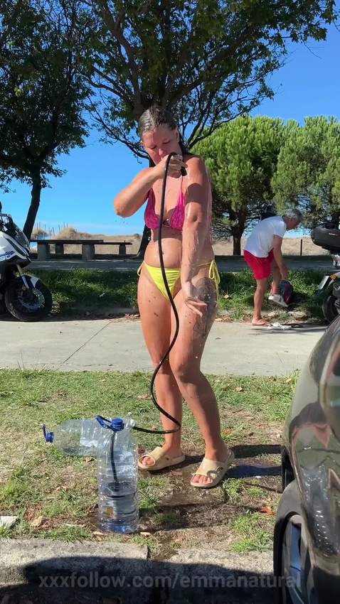In Spain, summer never ends. Protagonizado por emmanatural