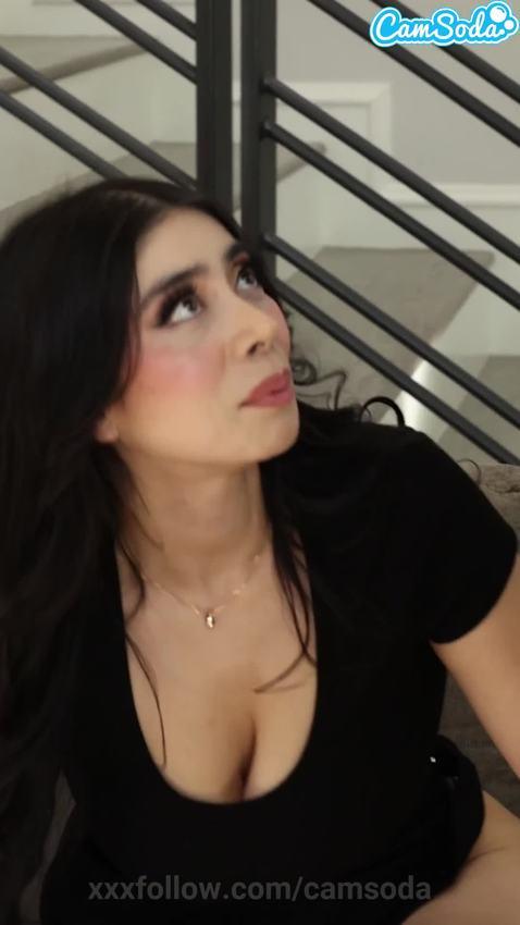 Big Tits Latina Caught Fucking Her Sister’s B.. Protagonizado por camsoda