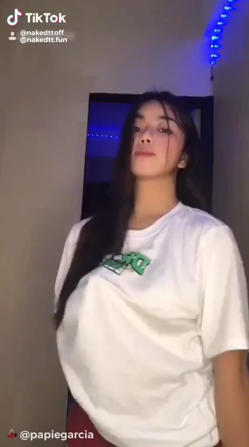 Vídeo de gostosa do pornô hun pelada no nudes