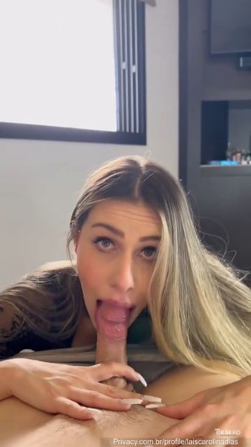 Loira boqueteira mamando com vontade