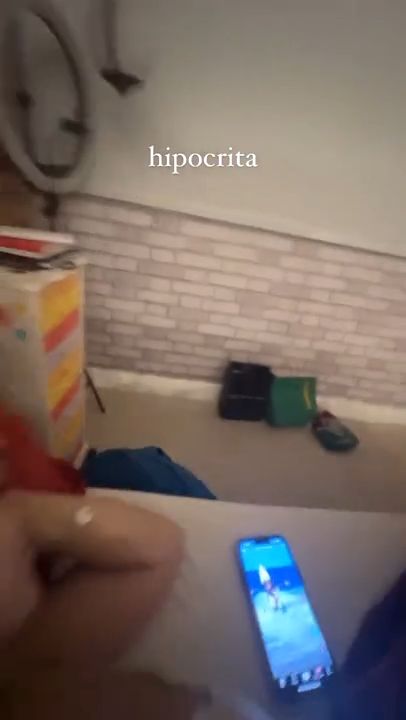 Caliente desnuda Mel Maia pechos pagados